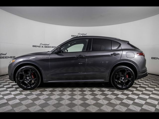 2022 Alfa Romeo Stelvio Veloce