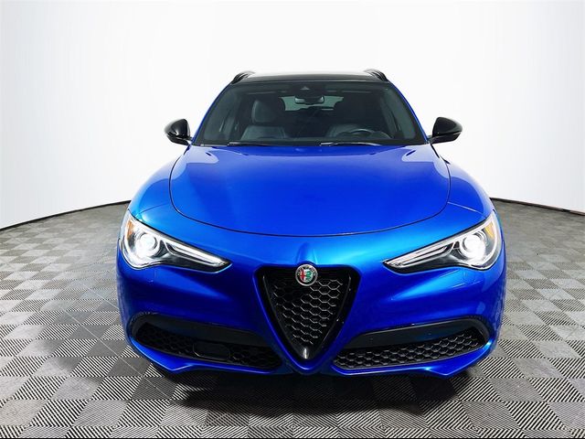 2022 Alfa Romeo Stelvio Veloce