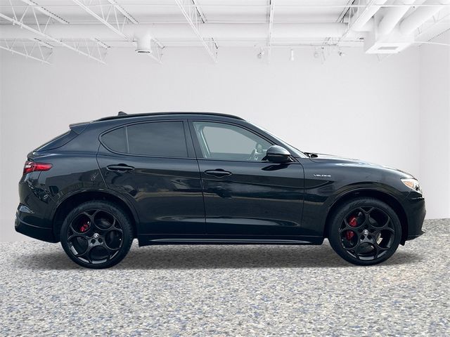 2022 Alfa Romeo Stelvio Veloce