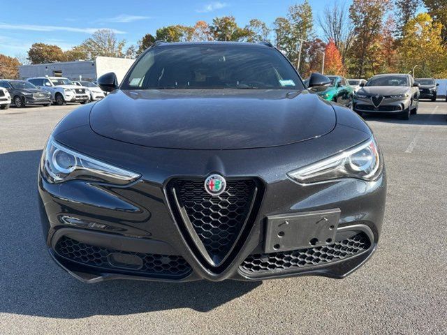 2022 Alfa Romeo Stelvio Veloce