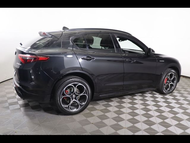 2022 Alfa Romeo Stelvio Veloce