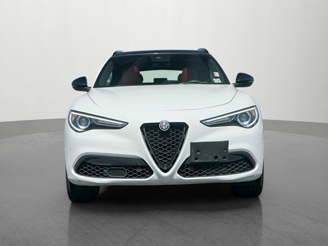 2022 Alfa Romeo Stelvio Veloce