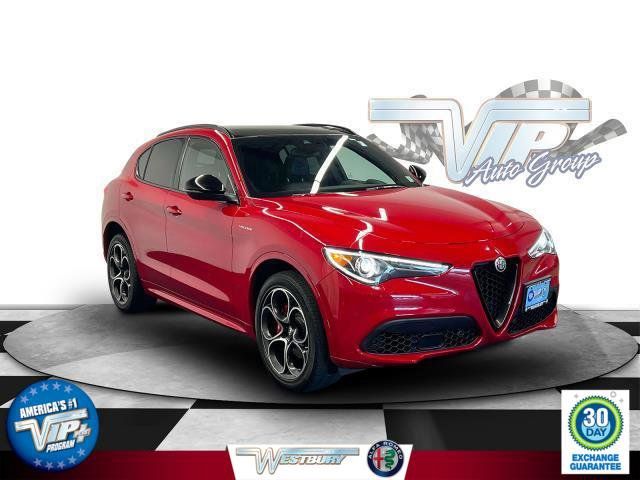 2022 Alfa Romeo Stelvio Veloce