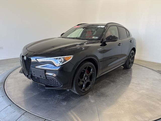 2022 Alfa Romeo Stelvio Veloce