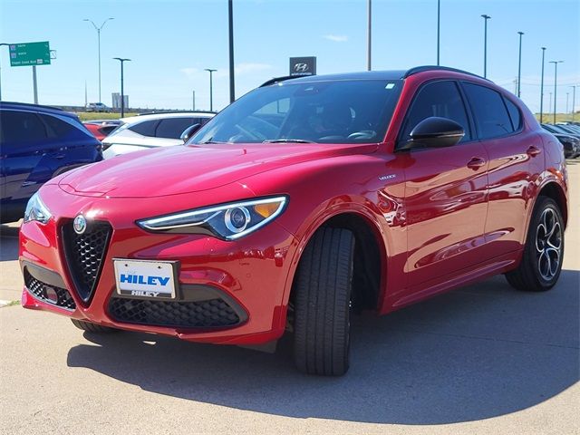 2022 Alfa Romeo Stelvio Veloce