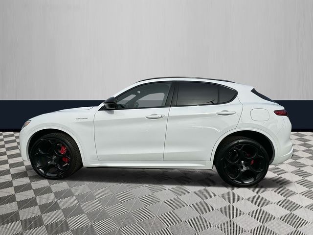 2022 Alfa Romeo Stelvio Veloce