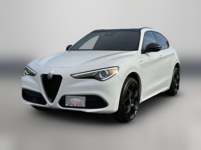 2022 Alfa Romeo Stelvio Veloce