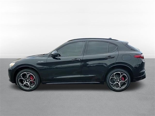 2022 Alfa Romeo Stelvio Veloce