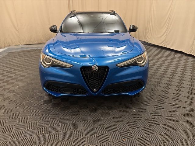 2022 Alfa Romeo Stelvio Veloce