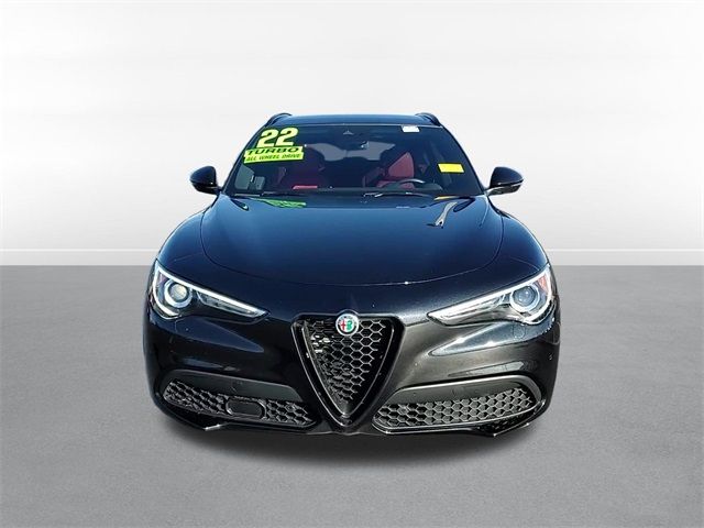 2022 Alfa Romeo Stelvio Veloce