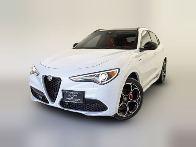 2022 Alfa Romeo Stelvio Veloce