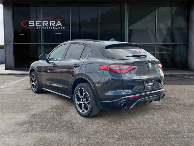 2022 Alfa Romeo Stelvio Veloce