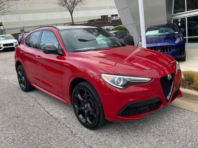 2022 Alfa Romeo Stelvio Veloce