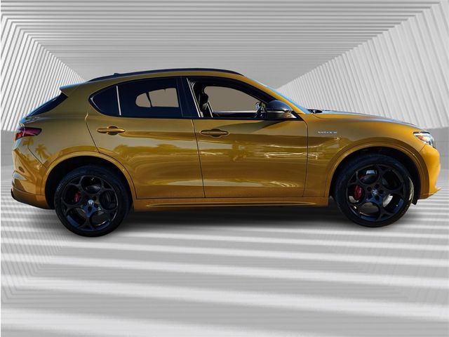 2022 Alfa Romeo Stelvio Veloce