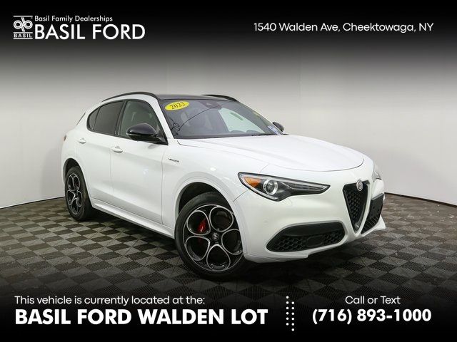 2022 Alfa Romeo Stelvio Veloce
