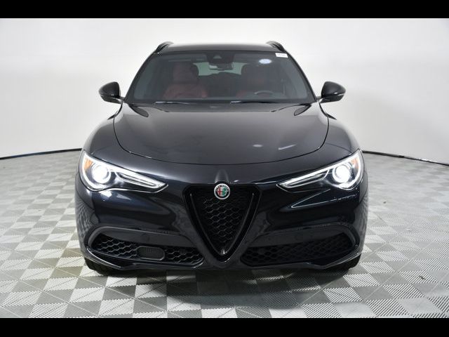 2022 Alfa Romeo Stelvio Veloce