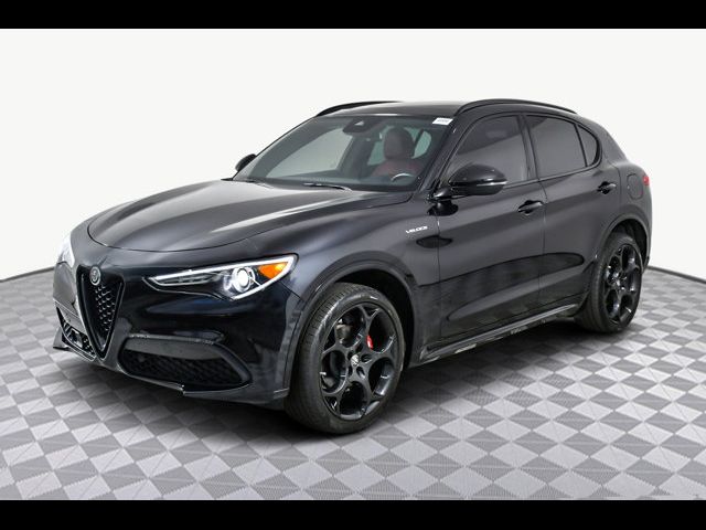 2022 Alfa Romeo Stelvio Veloce