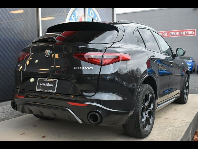 2022 Alfa Romeo Stelvio Veloce