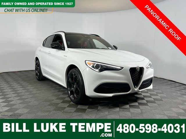 2022 Alfa Romeo Stelvio Veloce