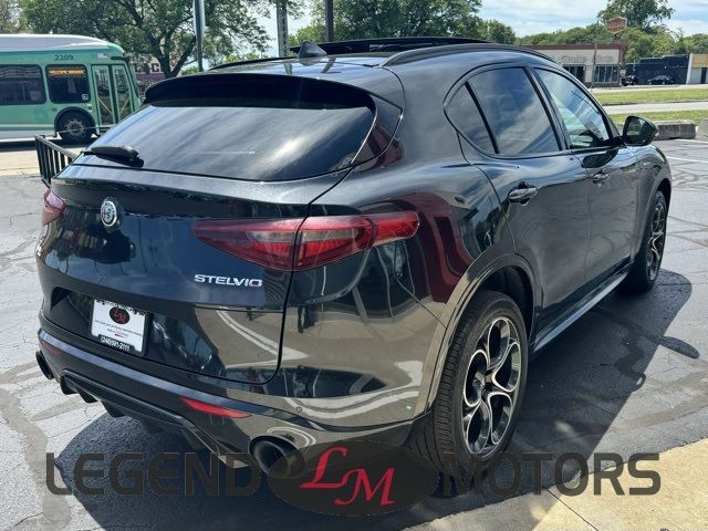 2022 Alfa Romeo Stelvio Veloce