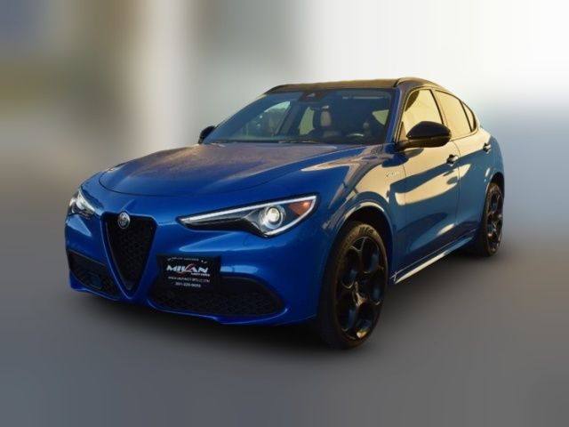 2022 Alfa Romeo Stelvio Veloce