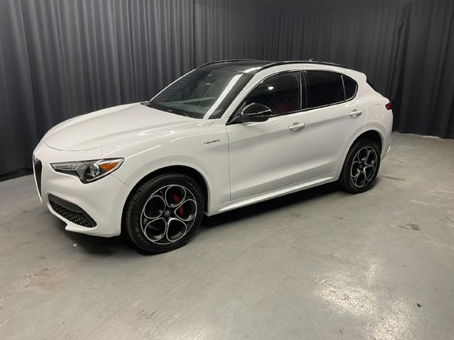 2022 Alfa Romeo Stelvio Veloce