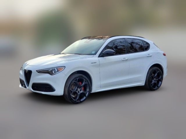 2022 Alfa Romeo Stelvio Veloce