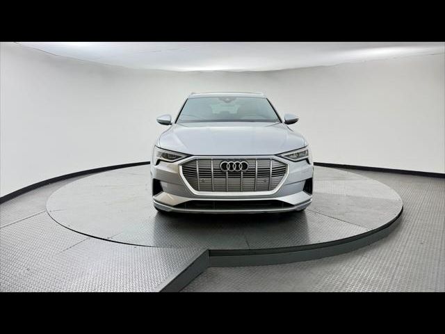 2022 Audi e-tron Premium