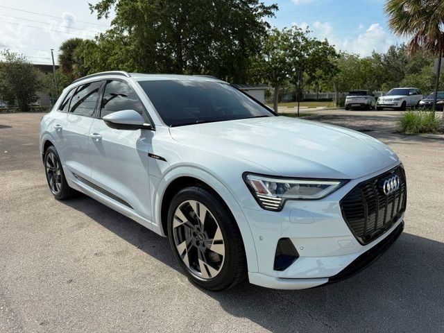 2022 Audi e-tron Premium