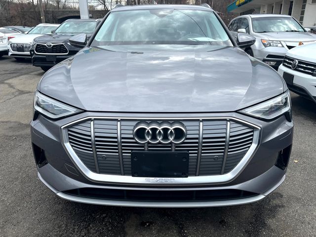 2022 Audi e-tron Premium