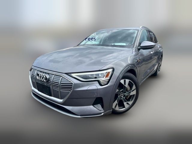 2022 Audi e-tron Premium