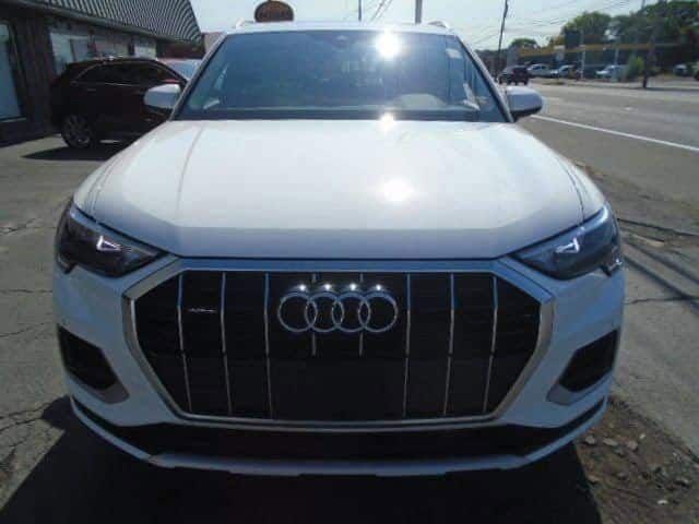 2022 Audi Q3 Premium