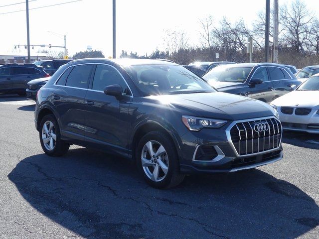 2022 Audi Q3 Premium