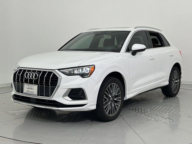 2022 Audi Q3 Premium