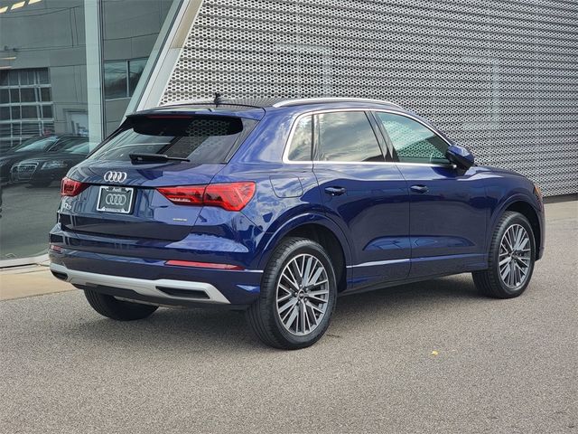 2022 Audi Q3 Premium