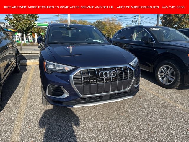 2022 Audi Q3 Premium