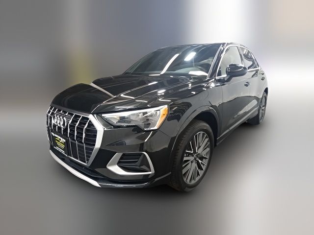 2022 Audi Q3 Premium