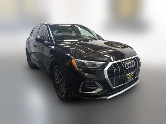 2022 Audi Q3 Premium