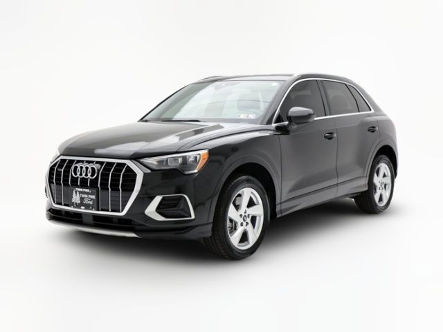 2022 Audi Q3 Premium