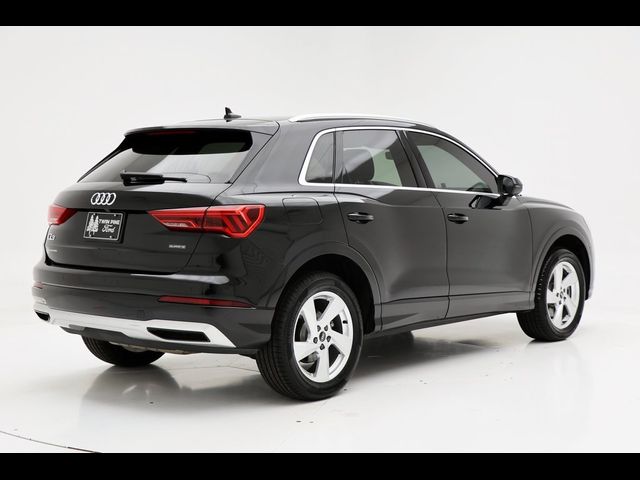 2022 Audi Q3 Premium