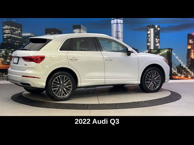 2022 Audi Q3 Premium