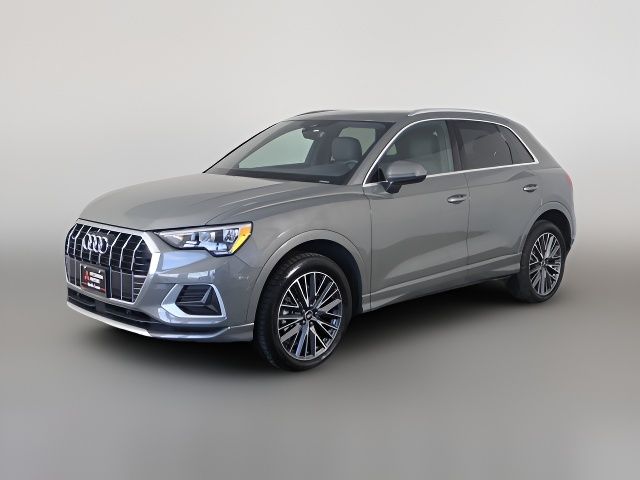 2022 Audi Q3 Premium