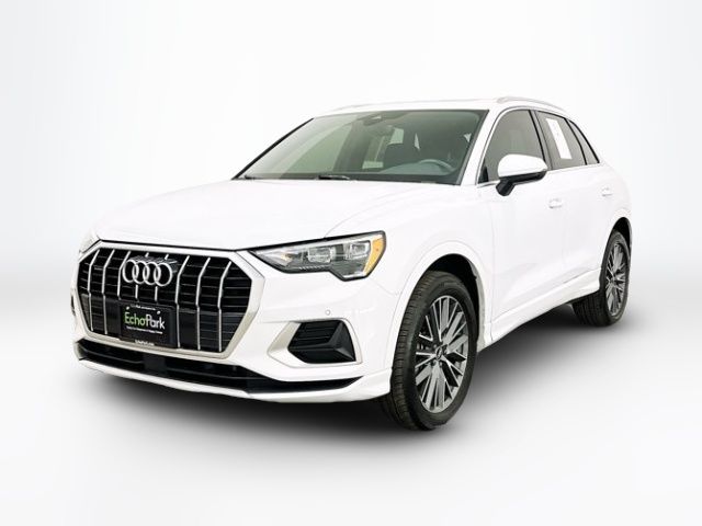 2022 Audi Q3 Premium