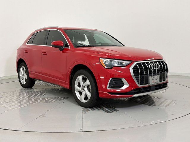2022 Audi Q3 Premium