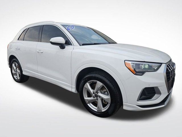 2022 Audi Q3 Premium