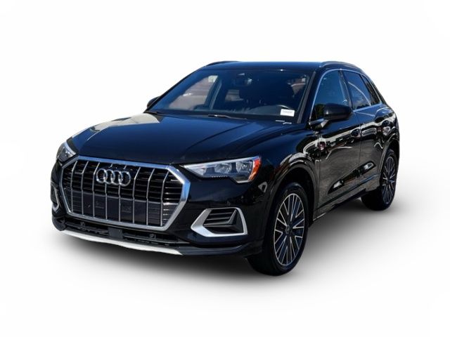 2022 Audi Q3 Premium