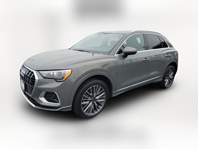 2022 Audi Q3 Premium