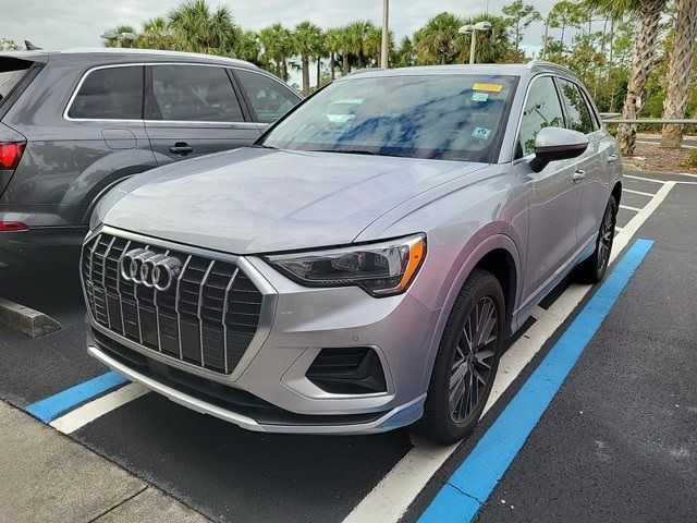 2022 Audi Q3 Premium