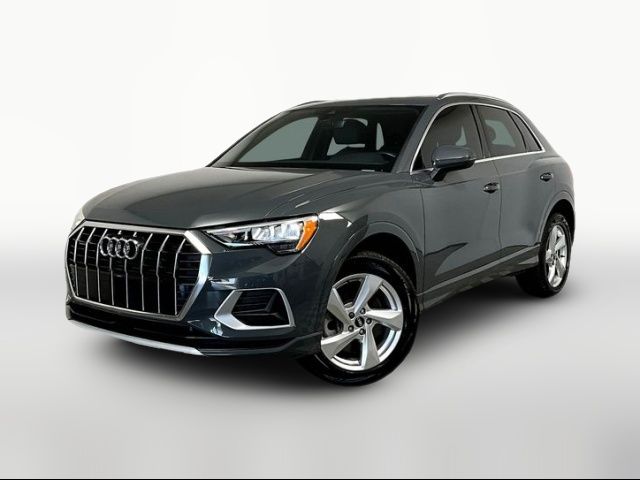 2022 Audi Q3 Premium