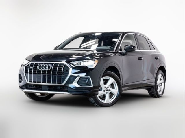 2022 Audi Q3 Premium